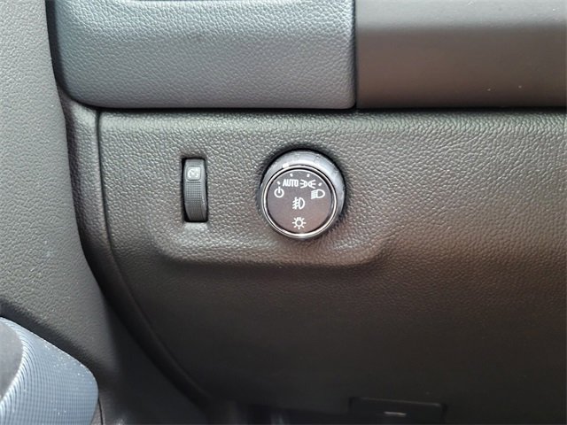 Used 2022 Chevrolet Colorado Z71 w/ Safety Package image 38