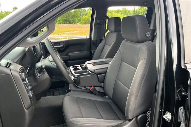 Used 2023 Chevrolet Silverado 1500 Custom AWD/4WD image 22