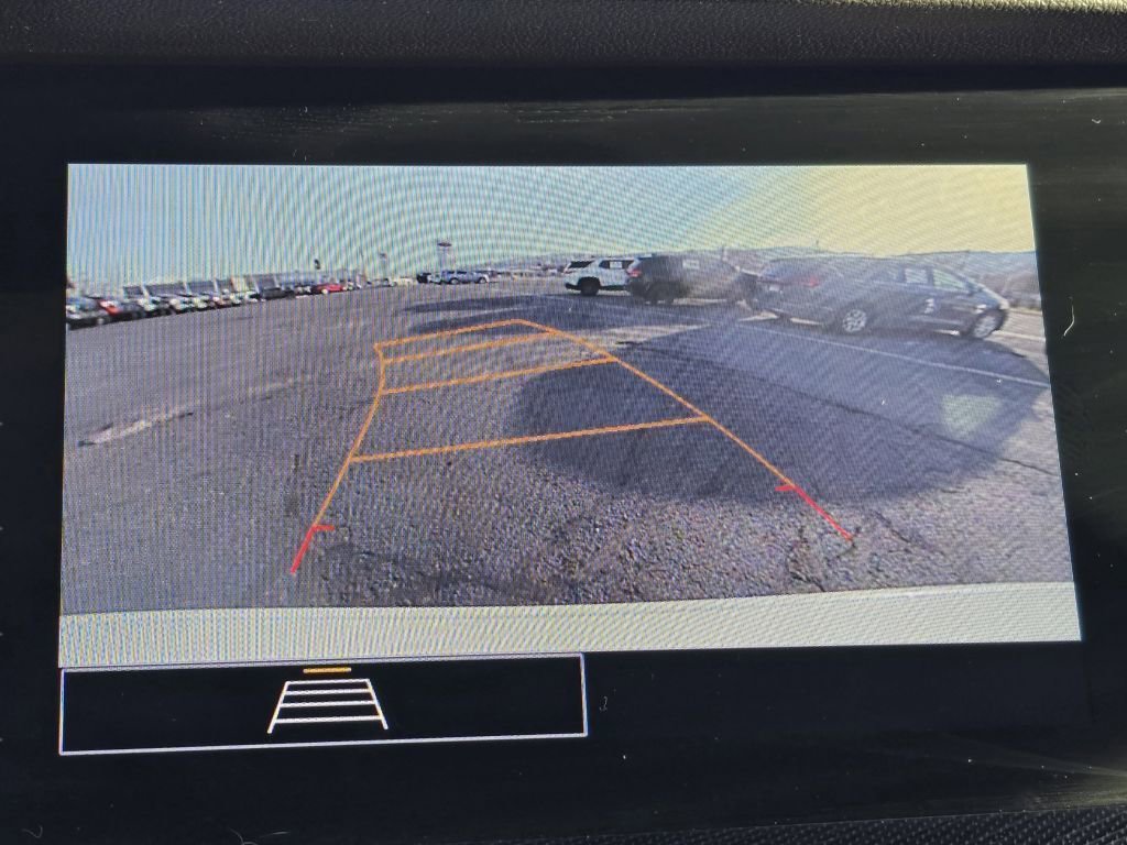 Used 2022 Buick Envision Preferred w/ Safety Package FWD image 5