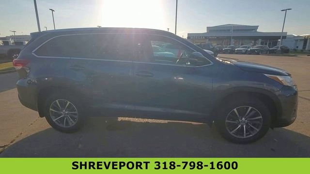 Used 2019 Toyota Highlander XLE FWD image 9