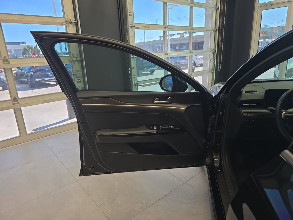 Certified 2025 Kia K5 GT-Line image 14