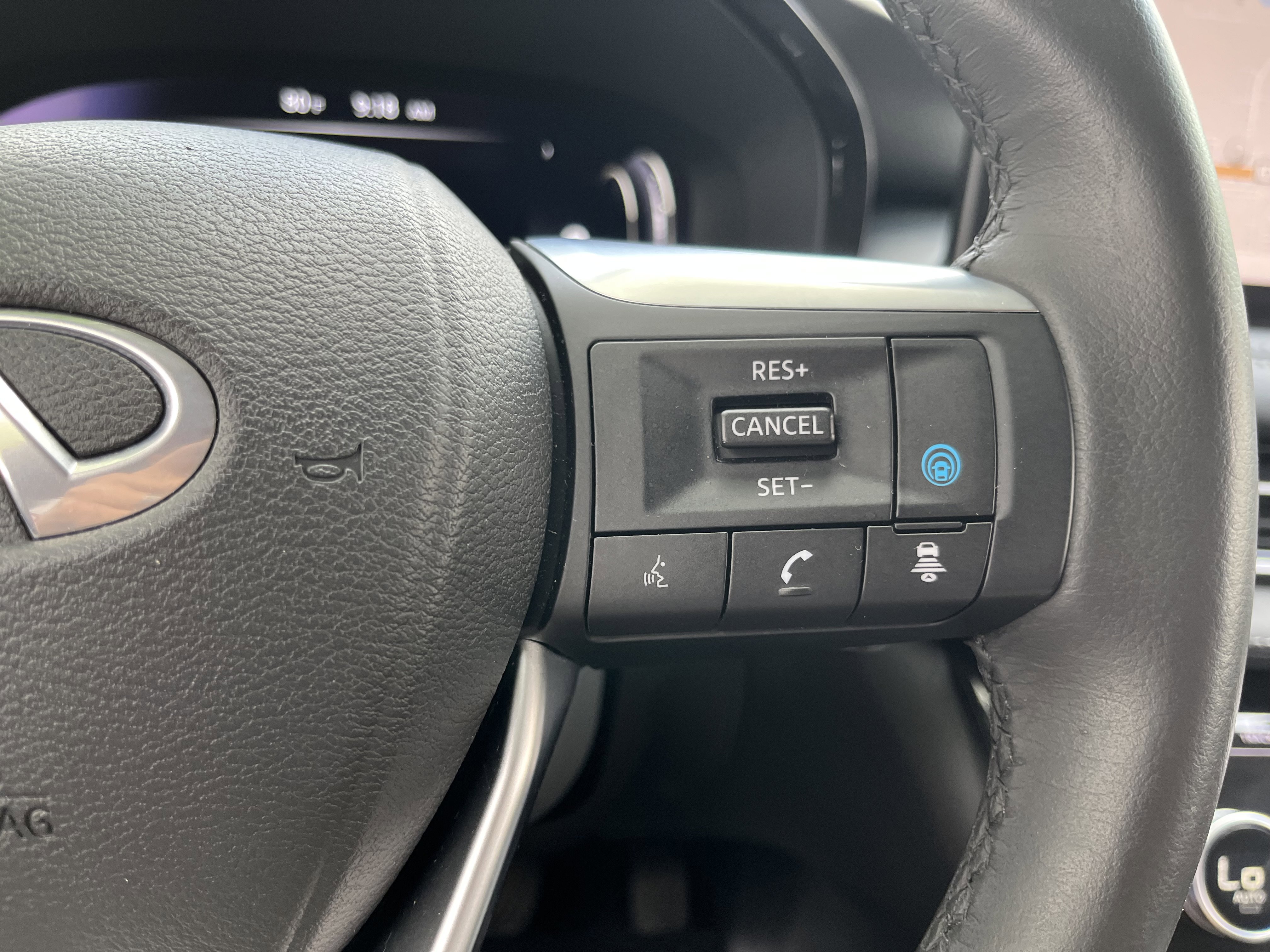 Certified 2023 INFINITI QX60 Luxe w/ Cargo Package AWD/4WD image 22