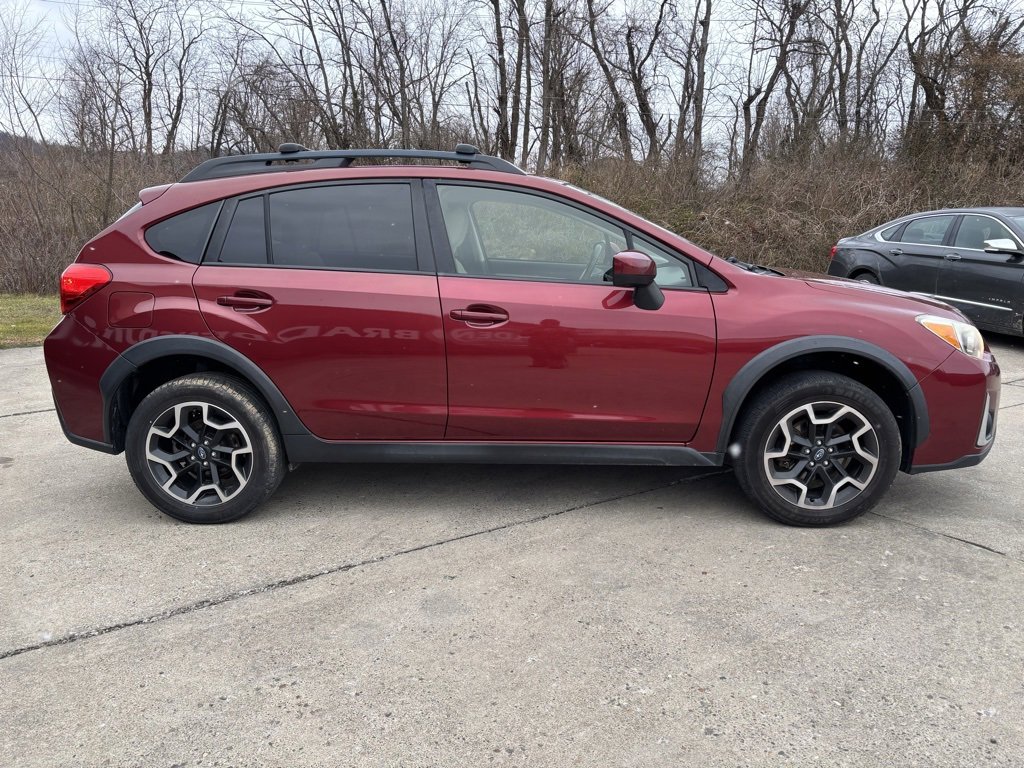 Used 2016 Subaru Crosstrek 2.0i Premium image 8
