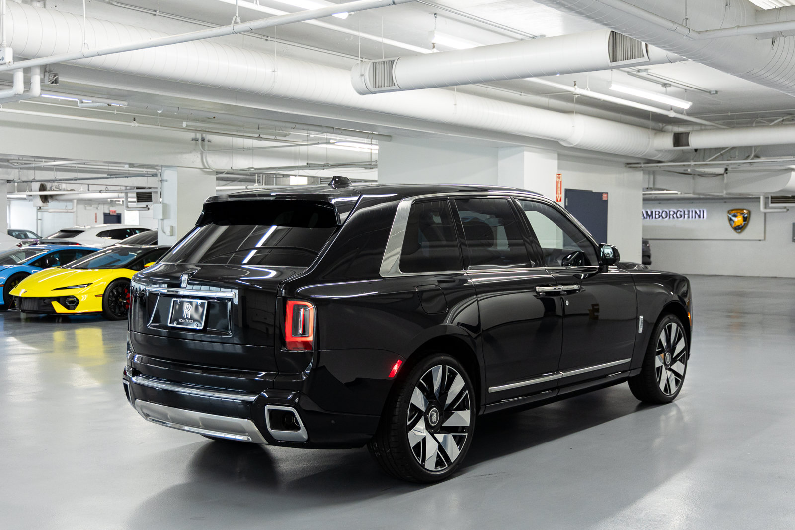 New 2027 Rolls-Royce Cullinan AWD/4WD image 6