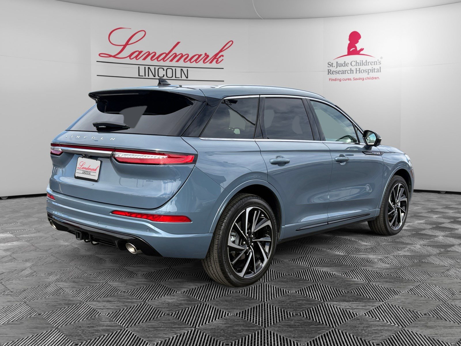 Certified 2024 Lincoln Corsair Grand Touring w/ Equipment Group 301A image 5
