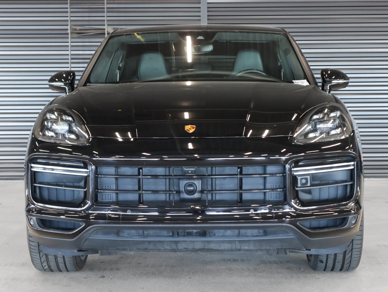 Used 2023 Porsche Cayenne Turbo AWD/4WD image 9