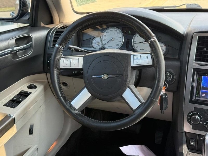 Used 2006 Chrysler 300 SRT8 w/ SRT Option Group II RWD image 14