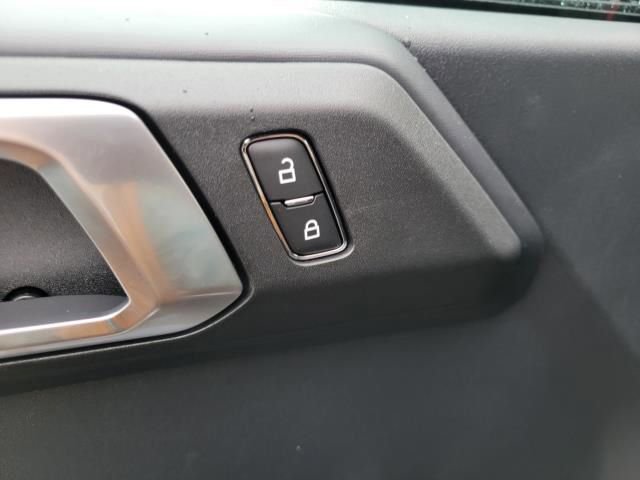 New 2025 Ford Bronco Raptor image 21