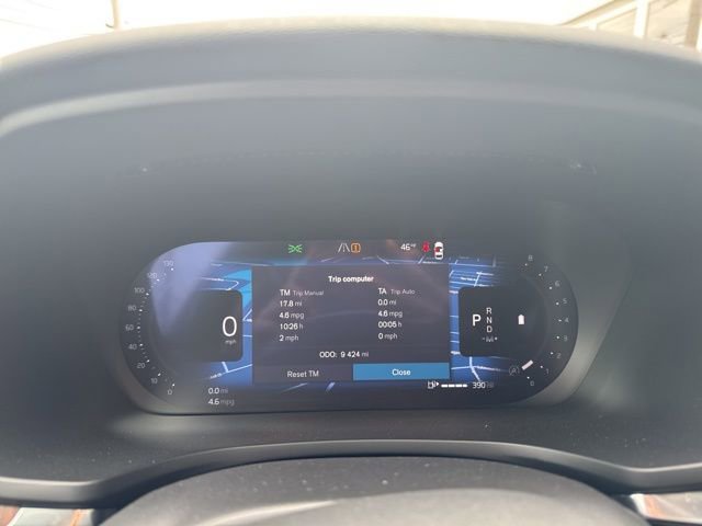 Certified 2025 Volvo V60 B5 Cross Country Plus AWD/4WD image 15