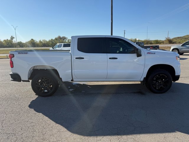 Used 2024 Chevrolet Silverado 1500 LT Trail Boss w/ Convenience Package II image 7