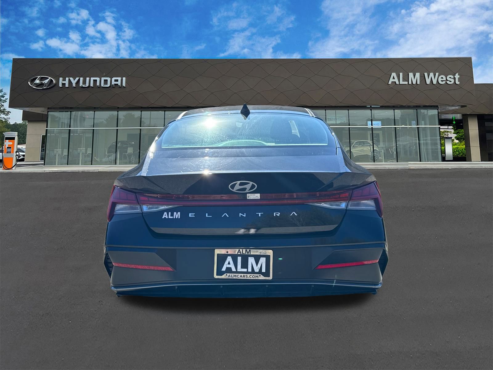 Certified 2025 Hyundai Elantra SEL image 6
