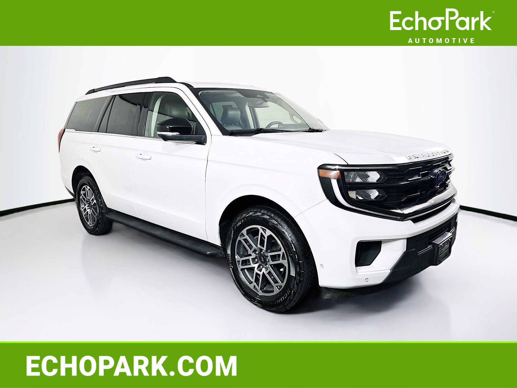 Used 2025 Ford Expedition Active image 1