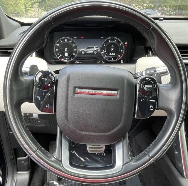 Used 2020 Land Rover Discovery Sport SE R-Dynamic image 21