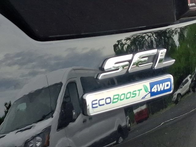 Certified 2018 Ford Escape SEL AWD/4WD image 37