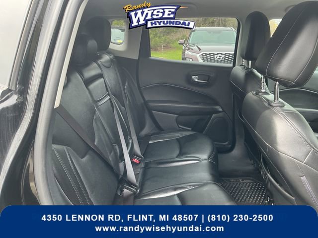 Used 2019 Jeep Compass Latitude AWD/4WD image 31