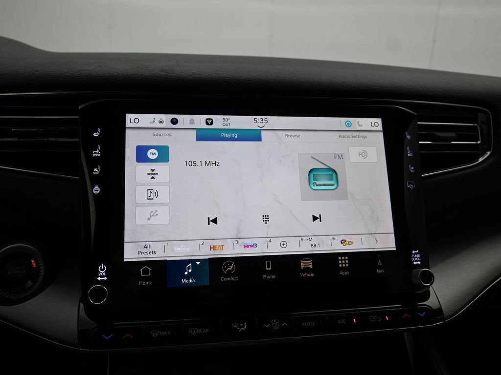 New 2026 Jeep Grand Wagoneer 4WD image 17