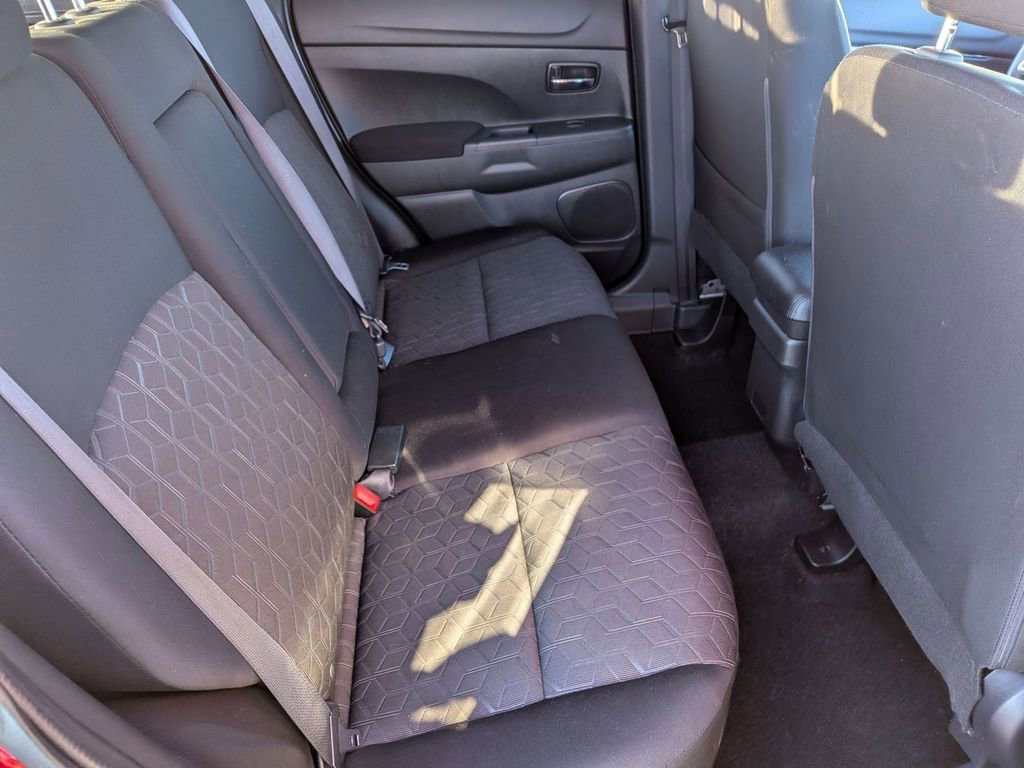 Used 2023 Mitsubishi Outlander Sport ES image 30