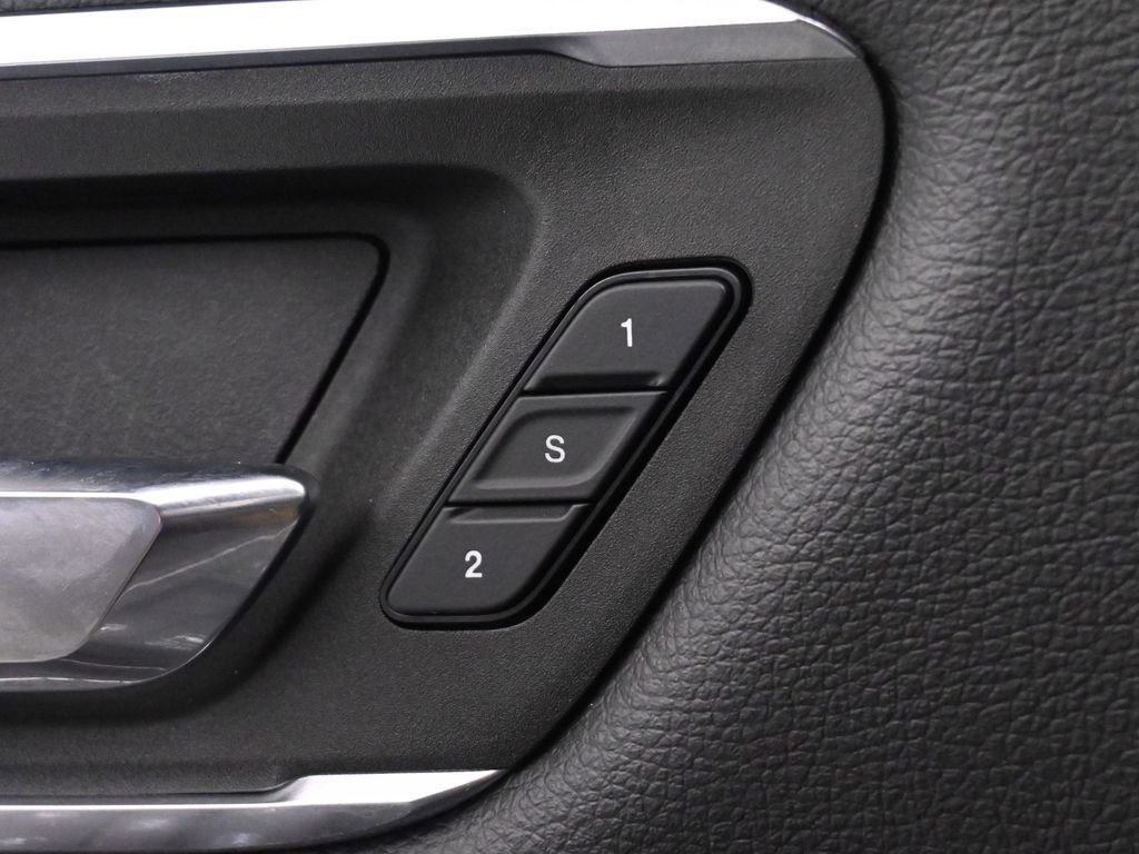 Used 2024 RAM 1500 Laramie RWD image 42