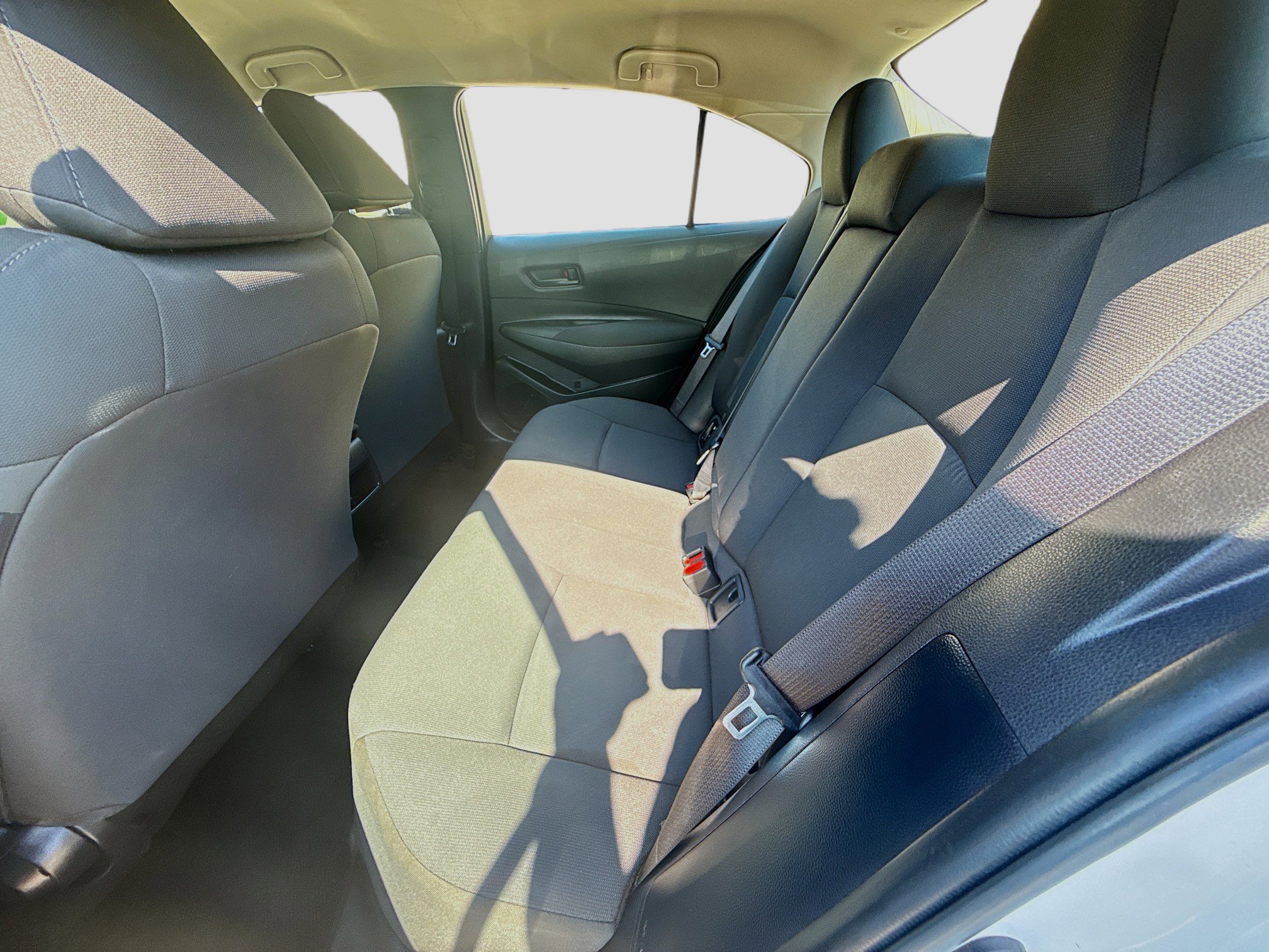 Used 2022 Toyota Corolla LE FWD image 20