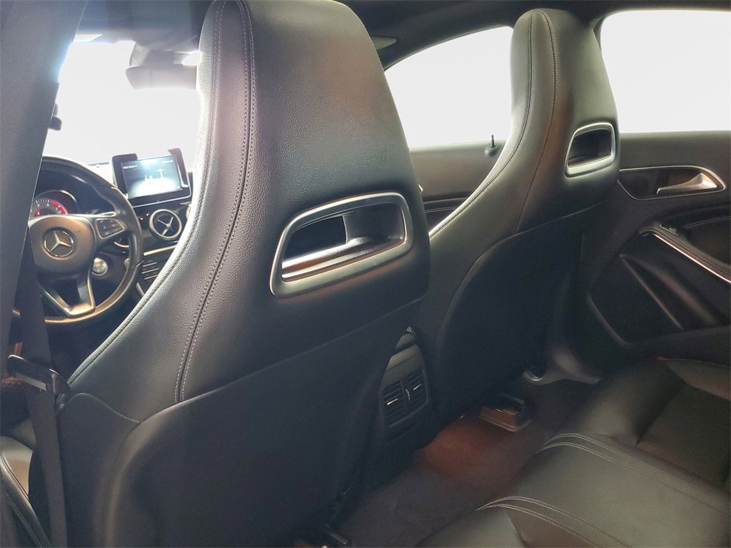 Used 2016 Mercedes-Benz CLA 250 4MATIC image 25