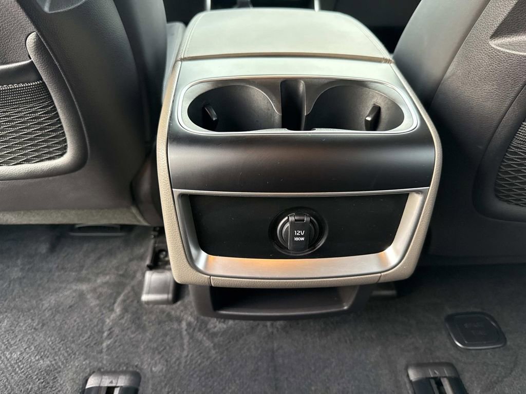 Used 2026 Kia Carnival image 19