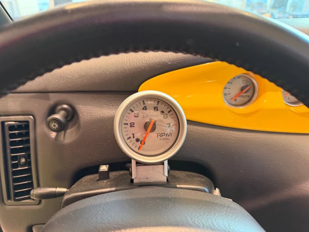 Used 2002 Chrysler Prowler RWD image 16