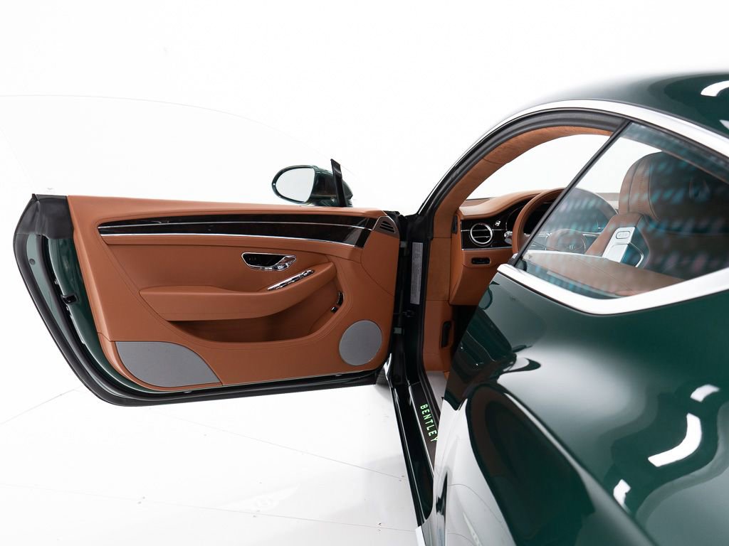 Certified 2022 Bentley Continental GT AWD/4WD image 10