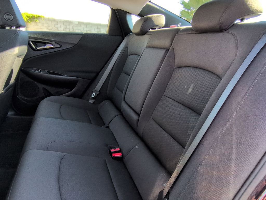Used 2023 Chevrolet Malibu LT FWD image 29