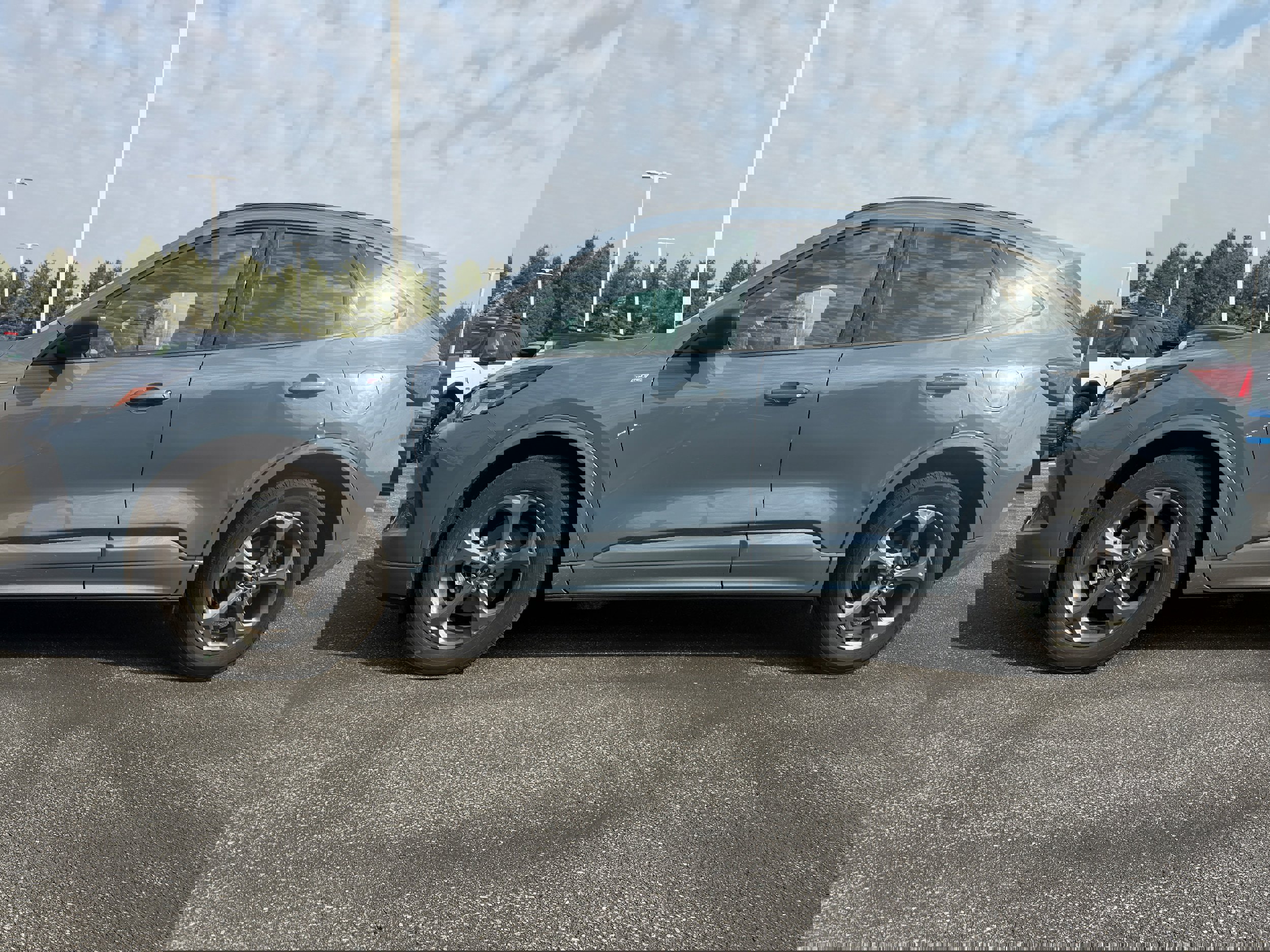 Used 2024 Ford Escape ST-Line w/ Equipment Group 301A image 2