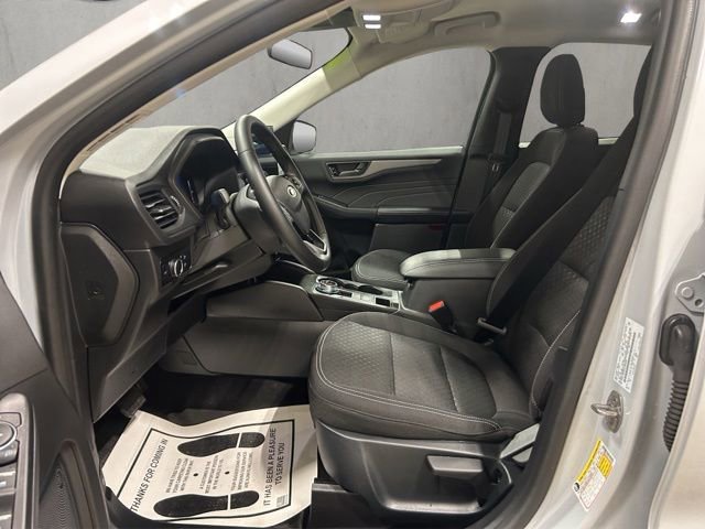 Certified 2025 Ford Escape Active w/ Tech Pack #1 AWD/4WD image 11