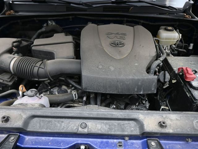 Used 2022 Toyota Tacoma TRD Off-Road w/ TRD Premium Off Road Package image 35