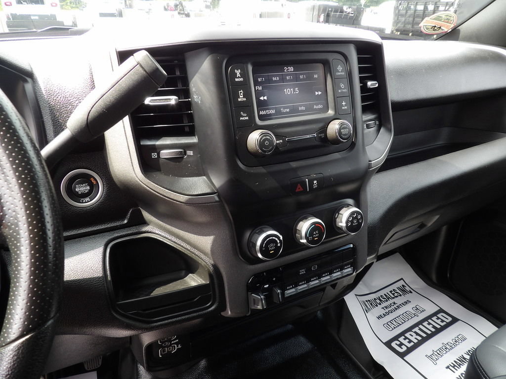 Used 2023 RAM 5500 Tradesman w/ Chrome Appearance Group AWD/4WD image 23