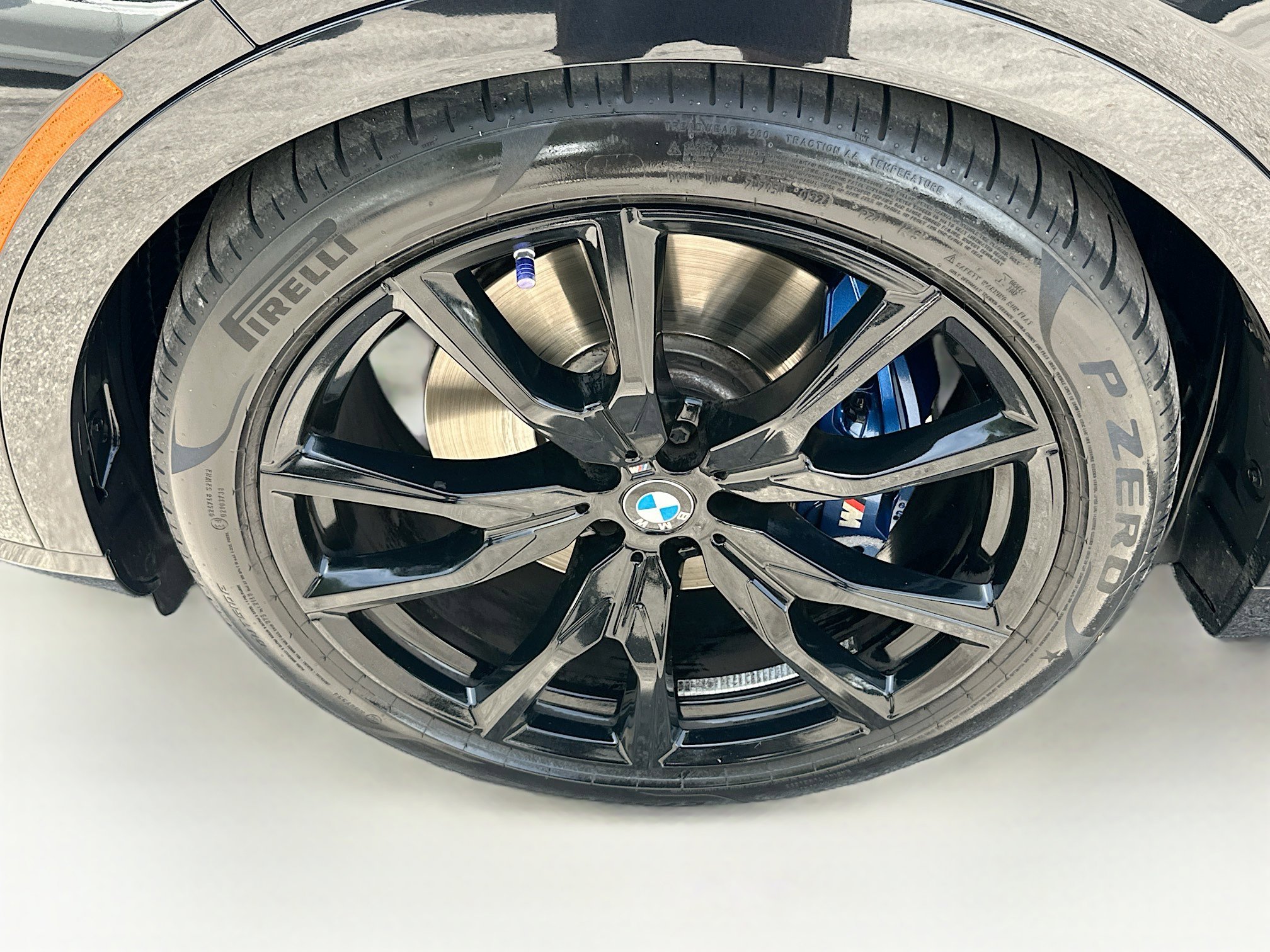 Used 2025 BMW X7 xDrive40i w/ M Sport Package AWD/4WD image 36
