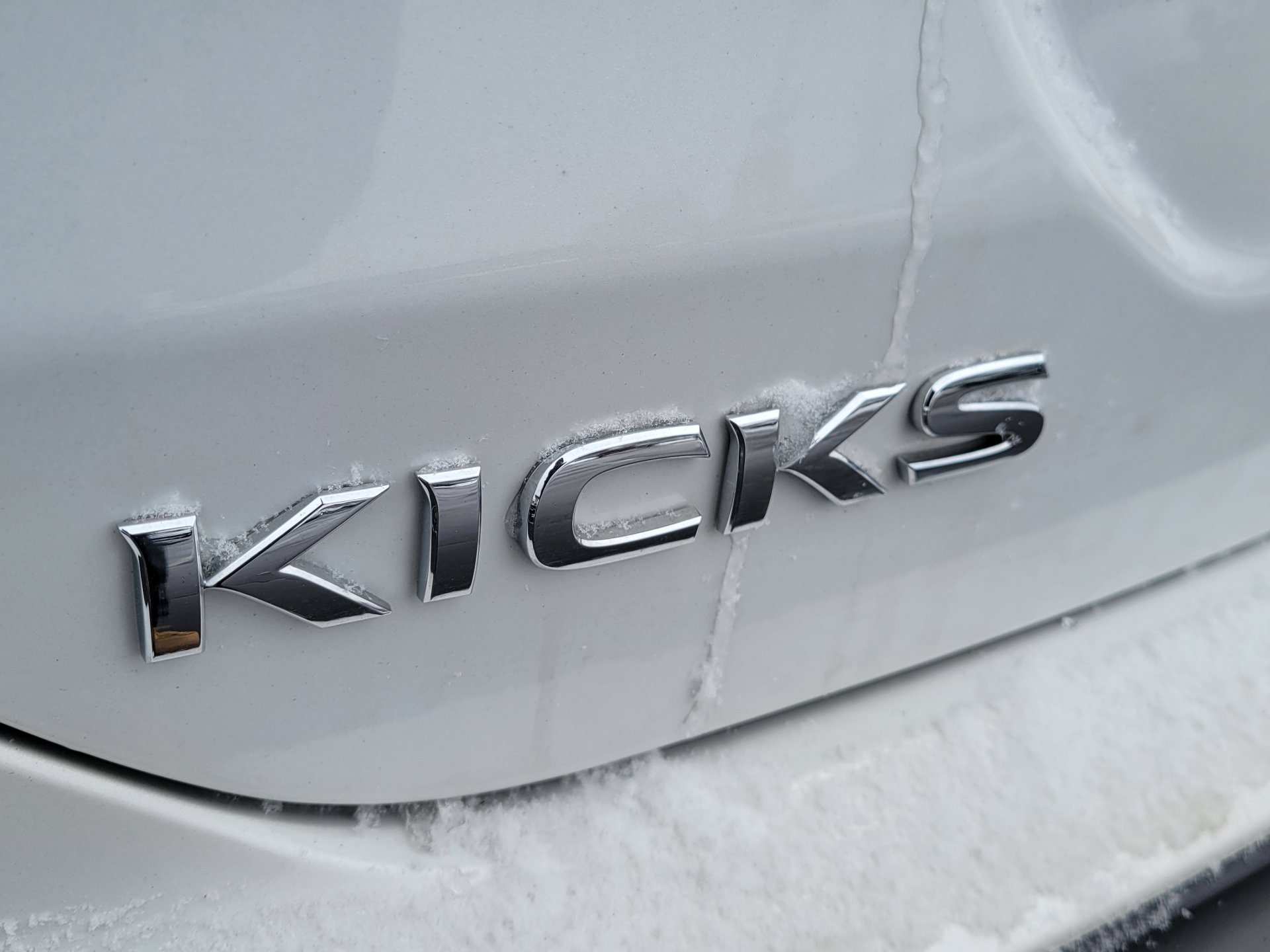 Certified 2023 Nissan Kicks SR w/ SR Premium Package image 7