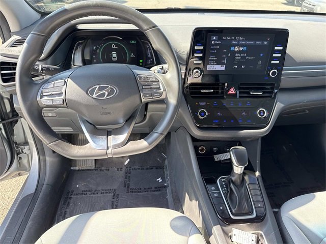 Used 2022 Hyundai Ioniq SE image 17