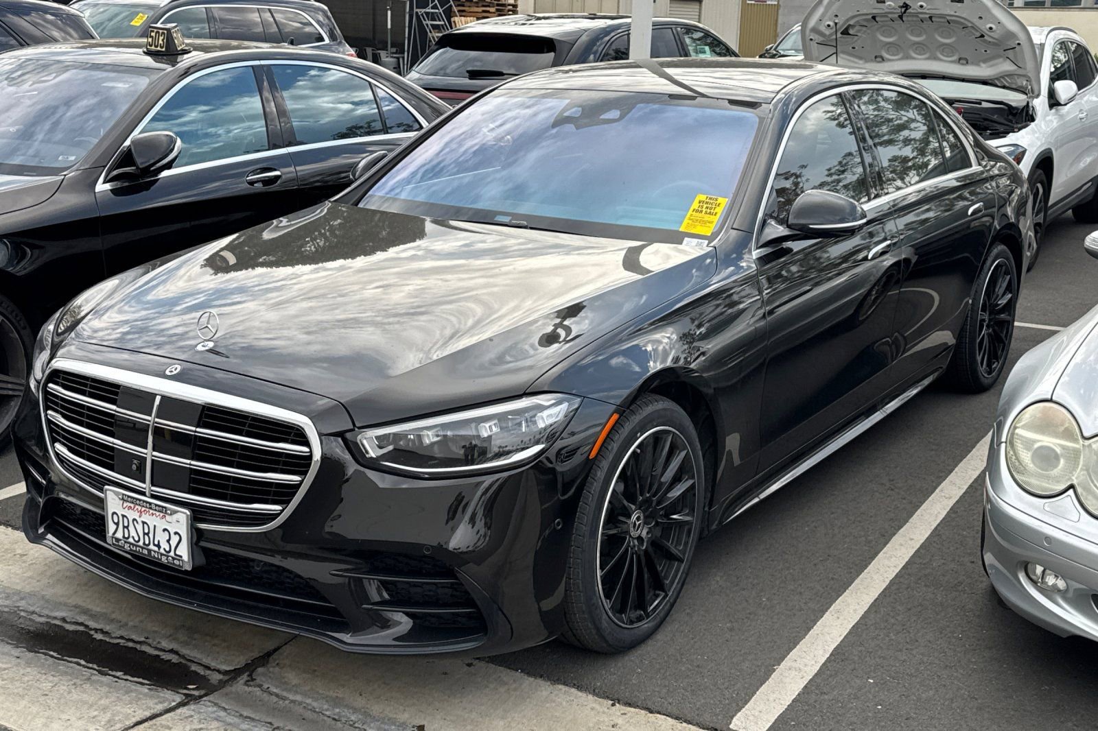 Used 2022 Mercedes-Benz S 580 4MATIC Sedan image 2
