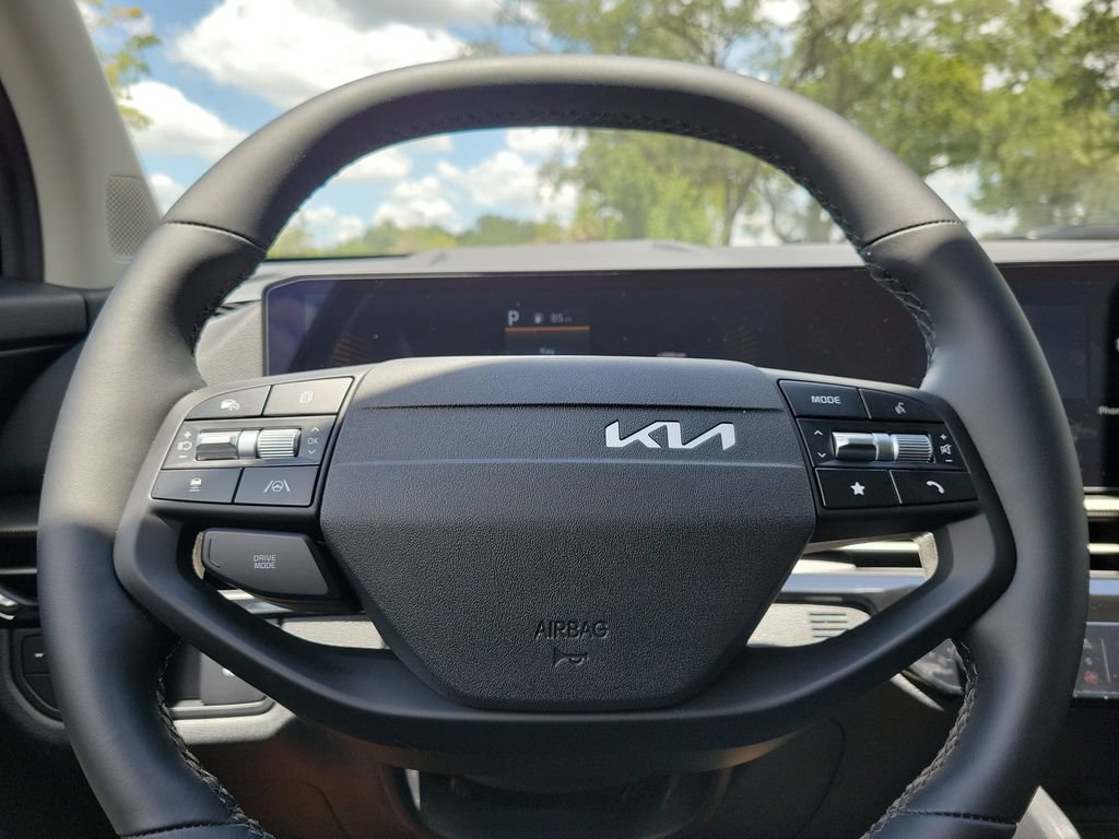 New 2026 Kia Sportage LX w/ LX Convenience Package FWD image 10