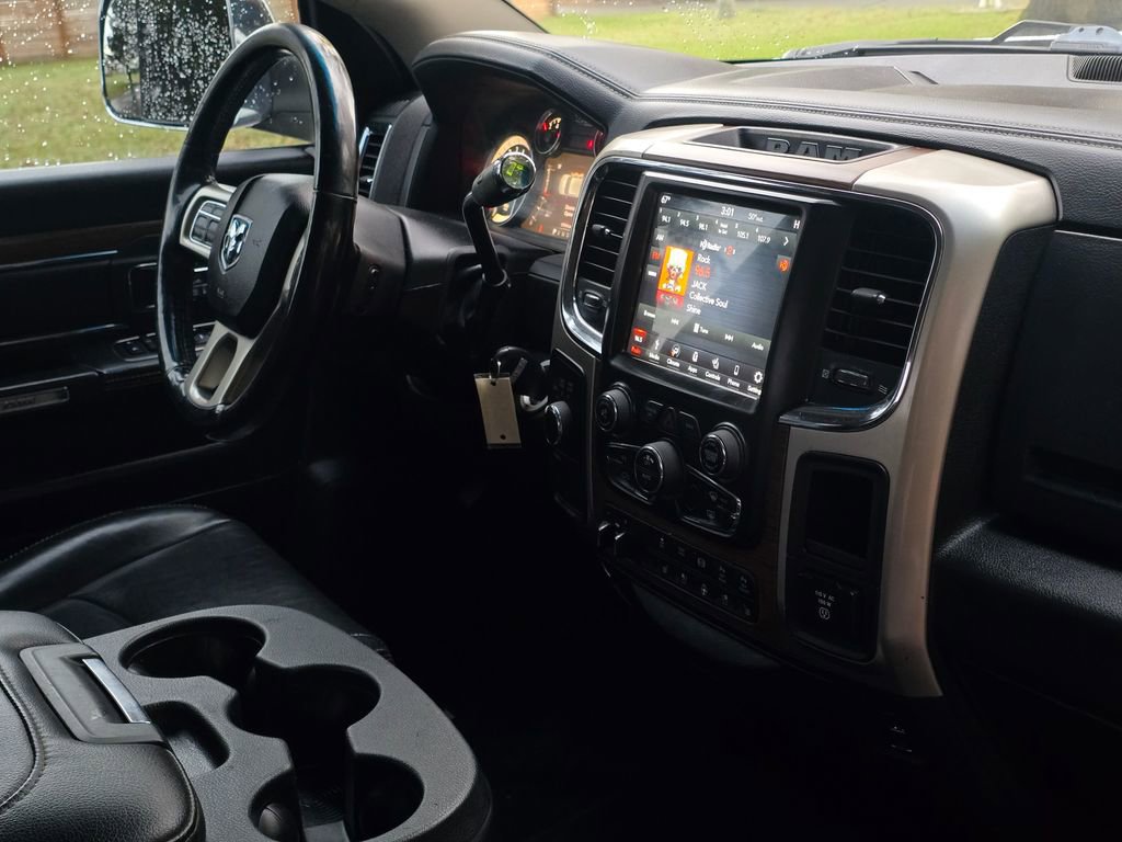 Used 2018 RAM 2500 Laramie image 17