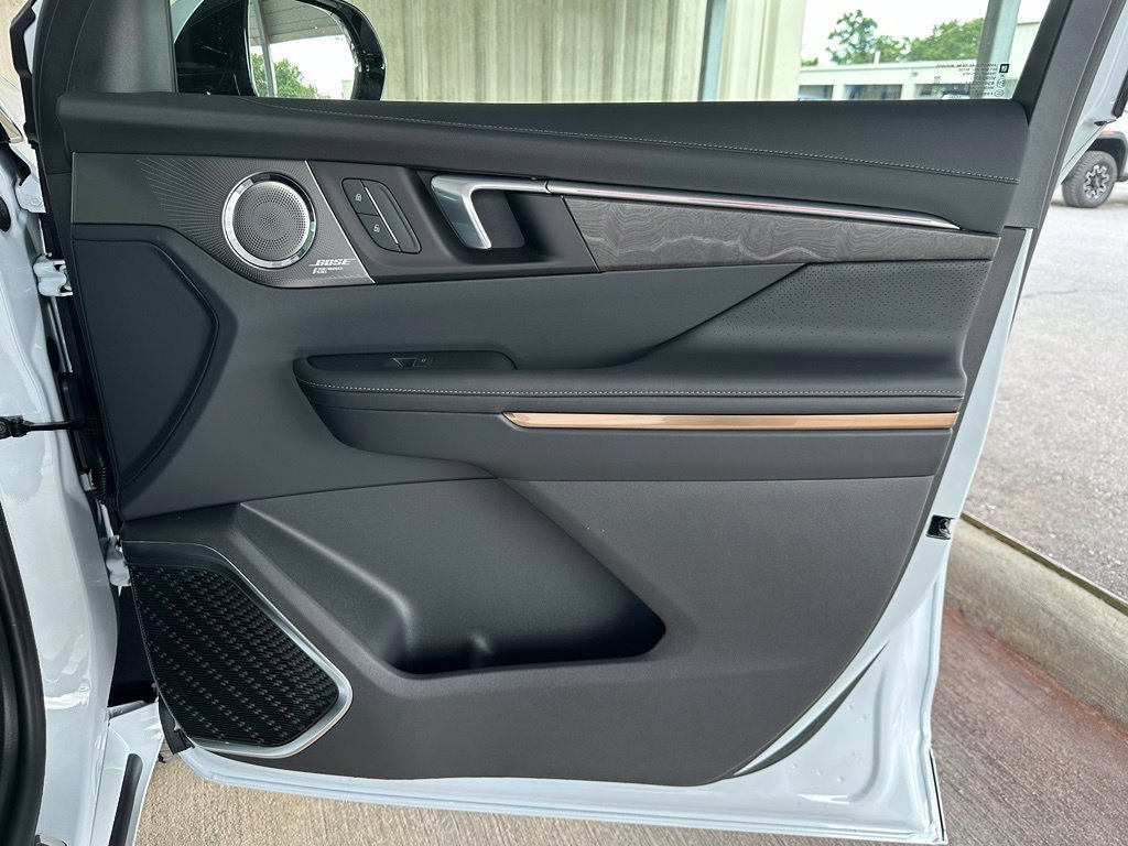 New 2026 Buick Enclave Avenir w/ Super Cruise Package FWD image 39