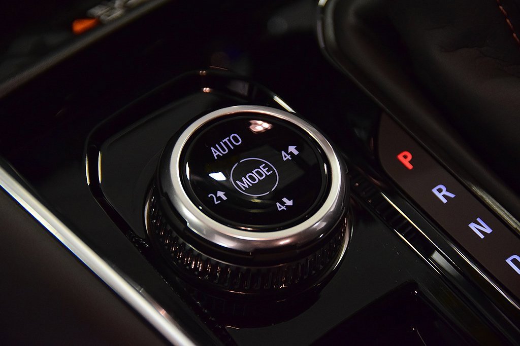 Used 2026 GMC Canyon AT4 w/ Technology Plus Package image 27