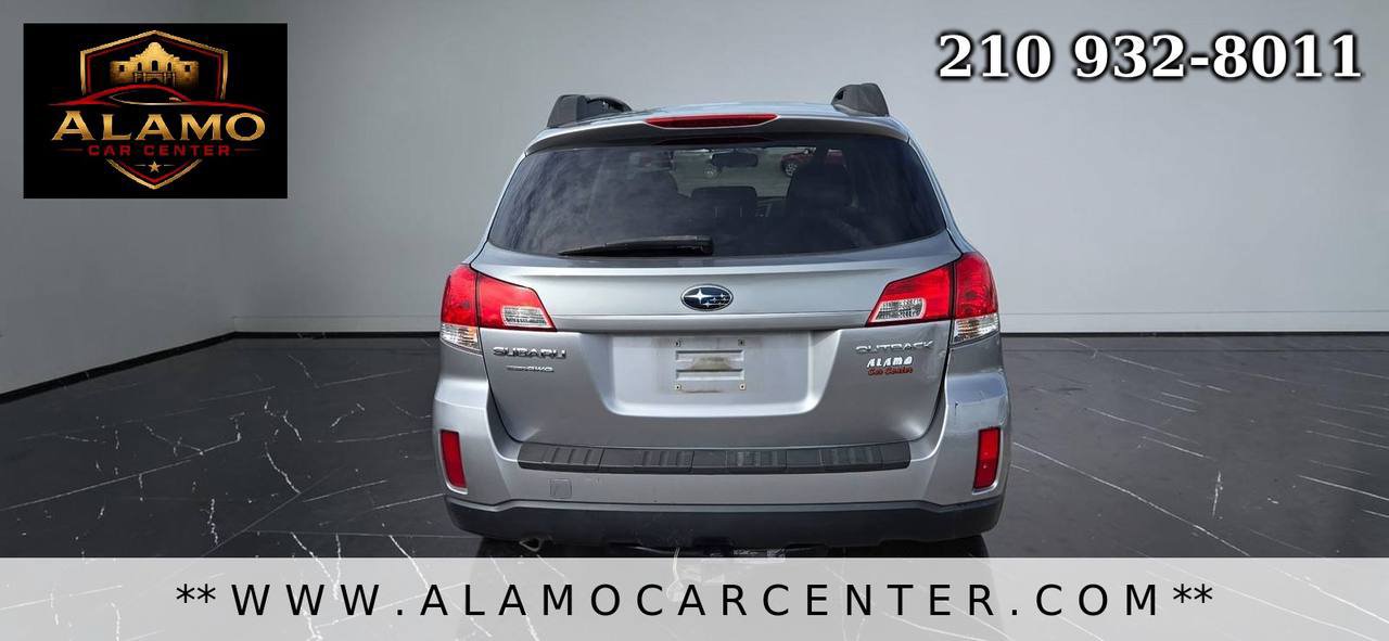 Used 2011 Subaru Outback 2.5i Premium AWD/4WD image 4