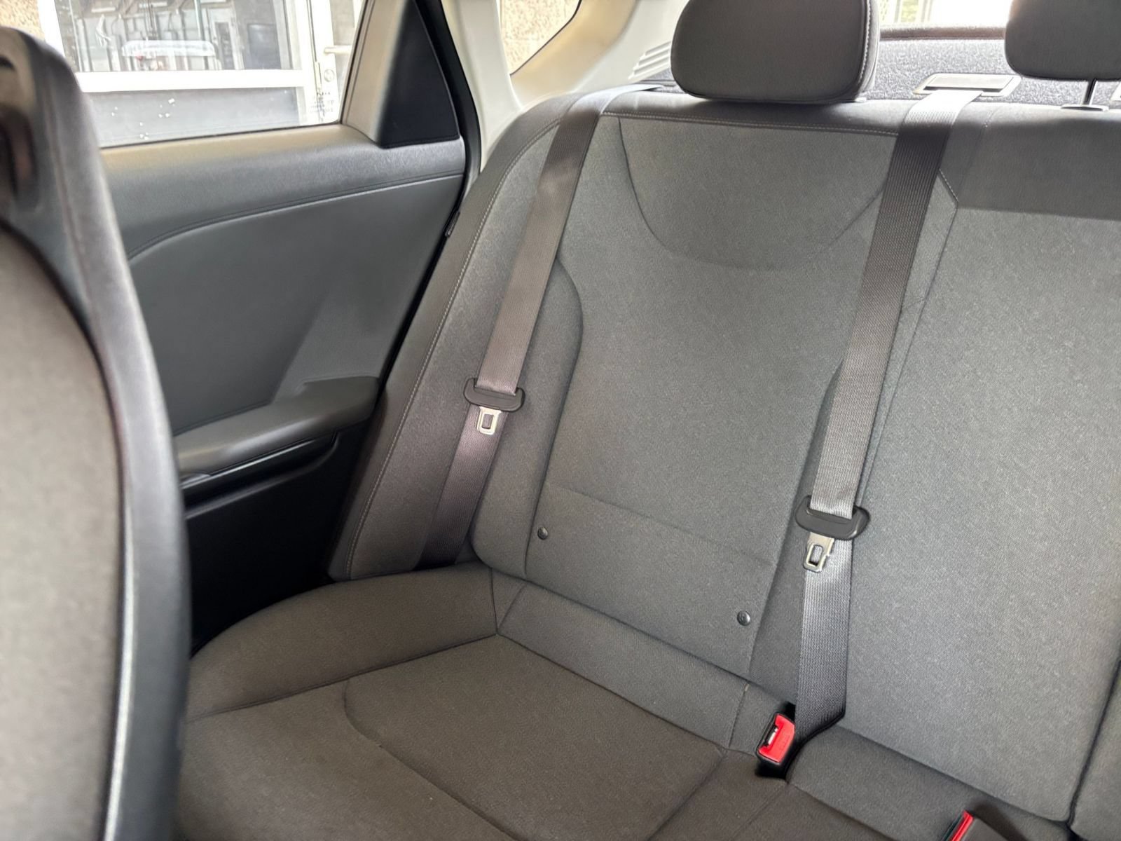 Used 2025 Kia K4 FWD image 38