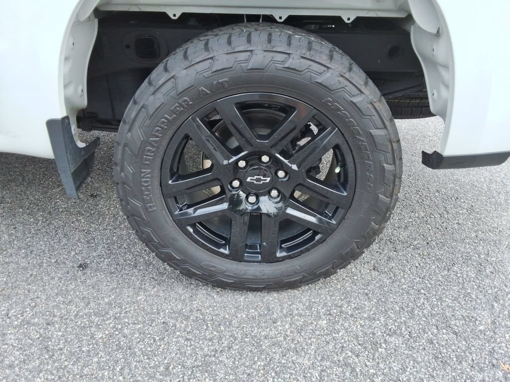 Certified 2024 Chevrolet Silverado 1500 Custom AWD/4WD image 13