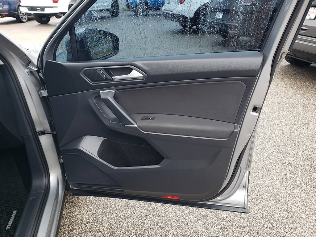Used 2020 Volkswagen Tiguan S FWD image 20