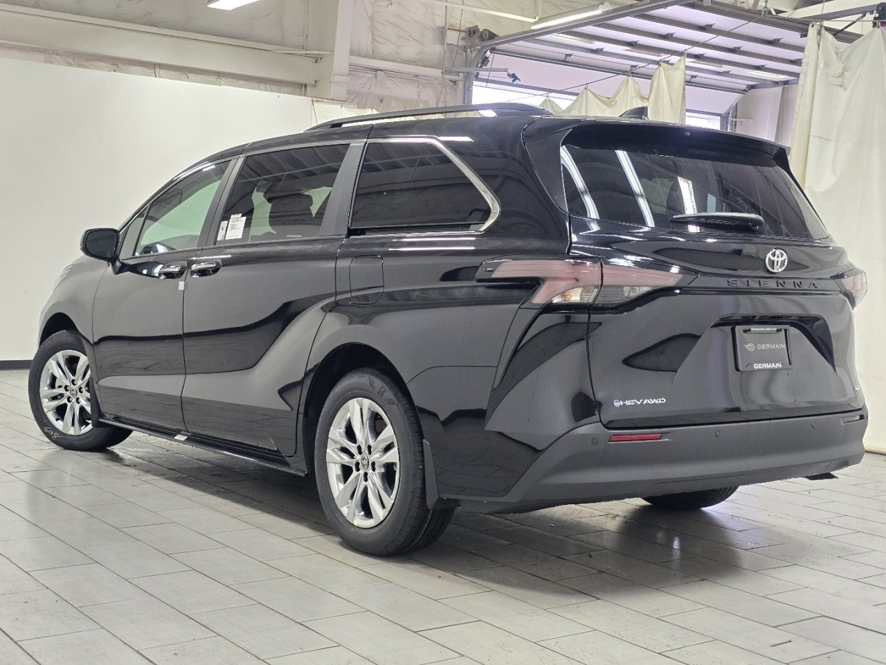 New 2026 Toyota Sienna XLE image 16