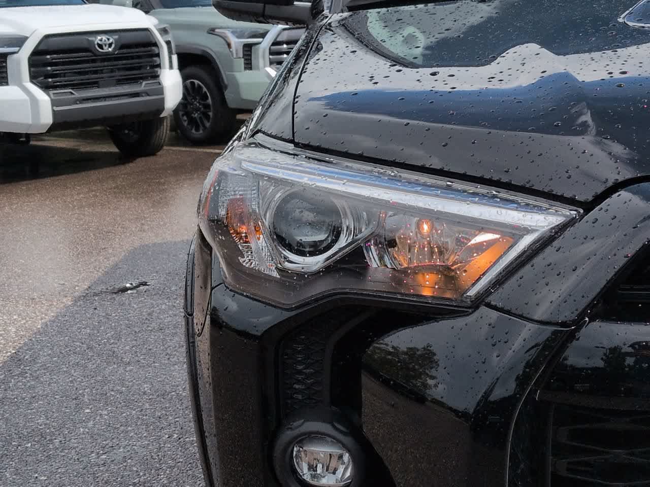 Certified 2024 Toyota 4Runner TRD Off-Road Premium w/ Moonroof Package AWD/4WD image 10