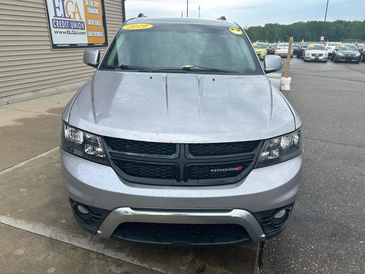 Used 2019 Dodge Journey Crossroad FWD image 2