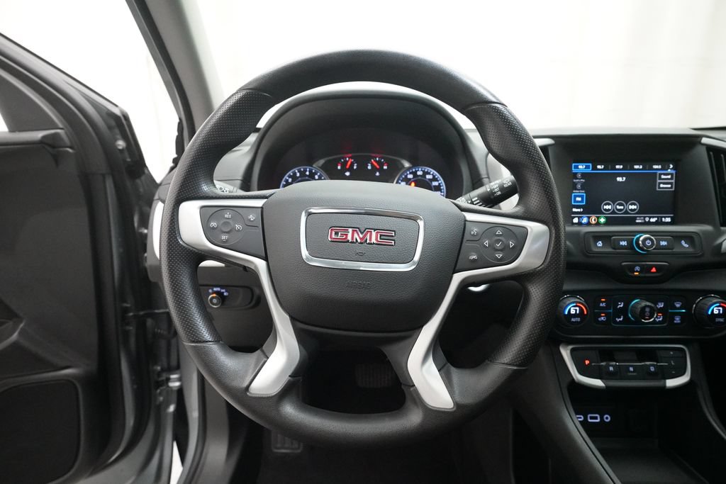 Used 2024 GMC Terrain SLE w/ Driver Convenience Package AWD/4WD image 4