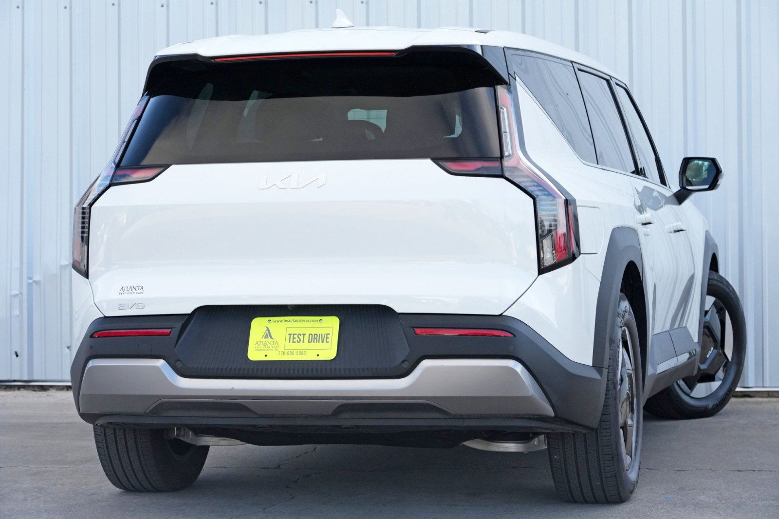 Used 2024 Kia EV9 Light image 4