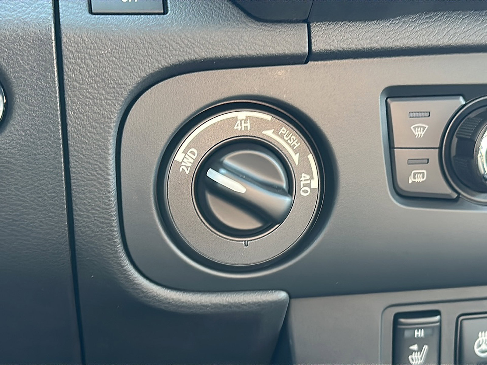 New 2026 Nissan Frontier PRO-4X w/ Pro Premium Package image 24